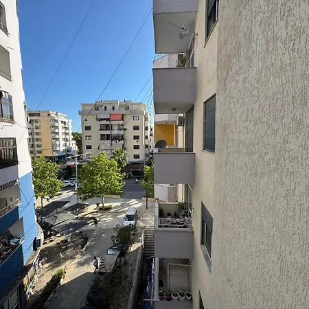 Plazh Durres Xhulio Daily Rent * Polisi i Vogel