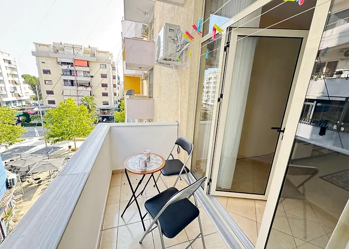 Plazh Durres Xhulio Daily Rent アパート *