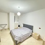 Plazh Durres Xhulio Daily Rent * Polisi i Vogel