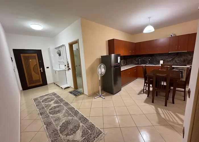 Plazh Durres Xhulio Daily Rent * Polisi i Vogel