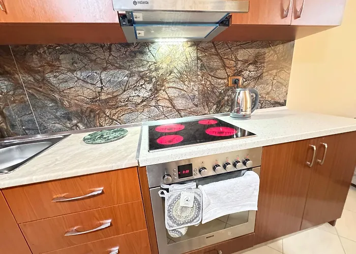 Plazh Durres Xhulio Daily Rent * Polisi i Vogel